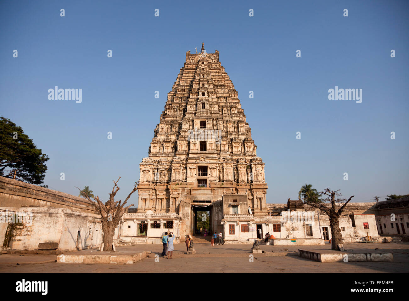 Gopuram of the Virupaksha Temple, Hampi, Karnataka, India Stock Photo