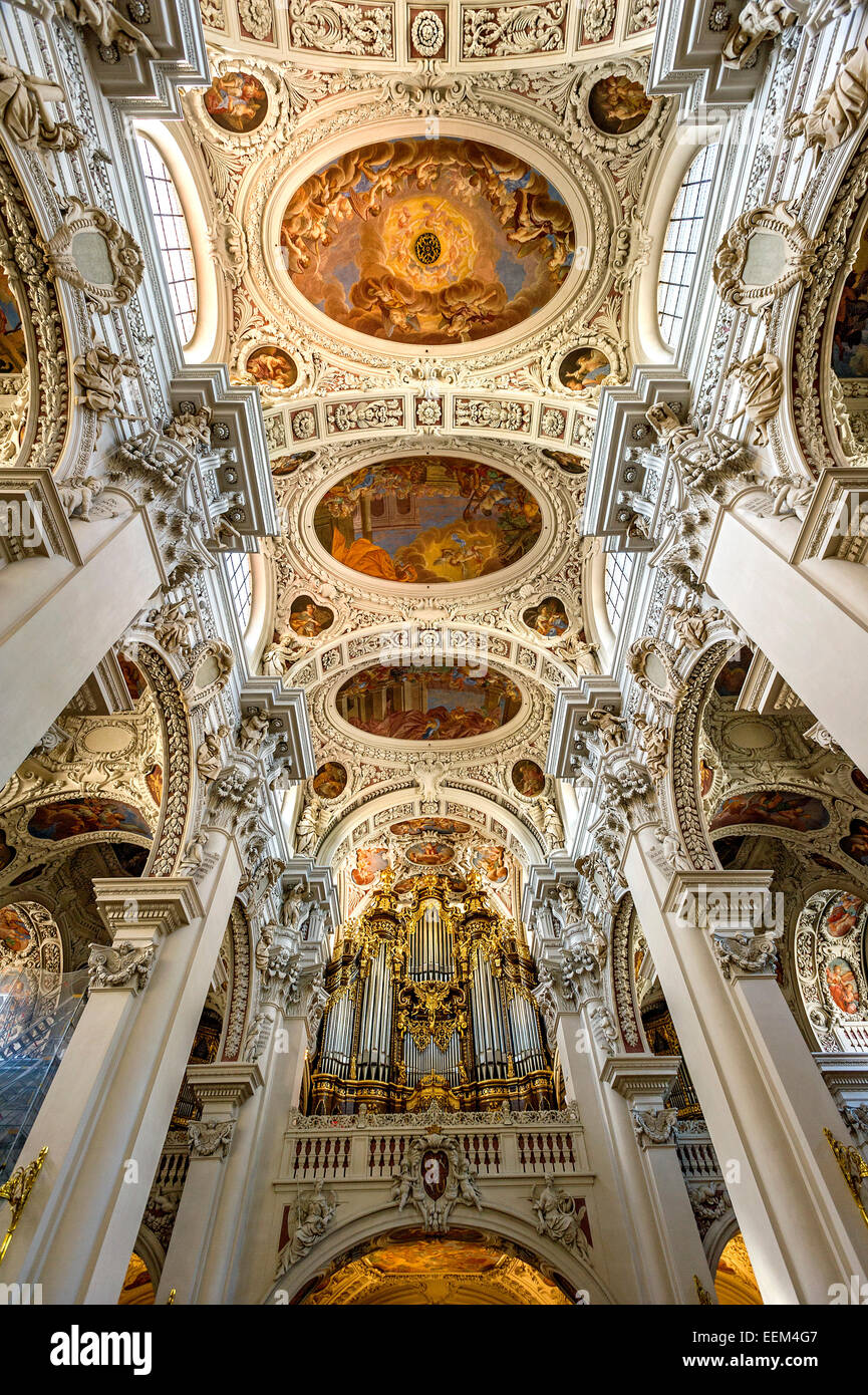 Organ, stucco and frescoes in the nave, baroque St. Stephen's Cathedral, Passau, Lower Bavaria, Bavaria, Germany Stock Photo