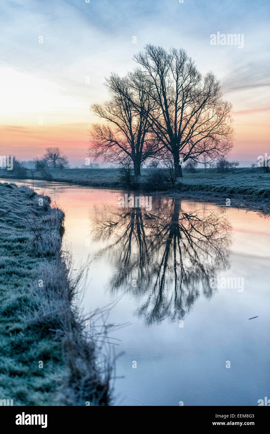 Cambridge fens winter hires stock photography and images Alamy