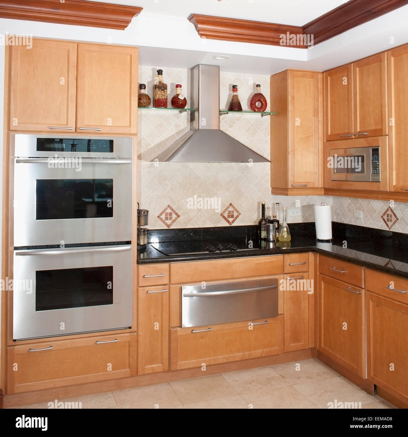 Stove, oven and cabinets in kitchen Stock Photo - Alamy