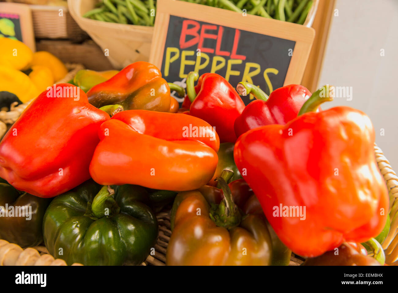 Bell peppers at farmers market Stock Photo - Alamy