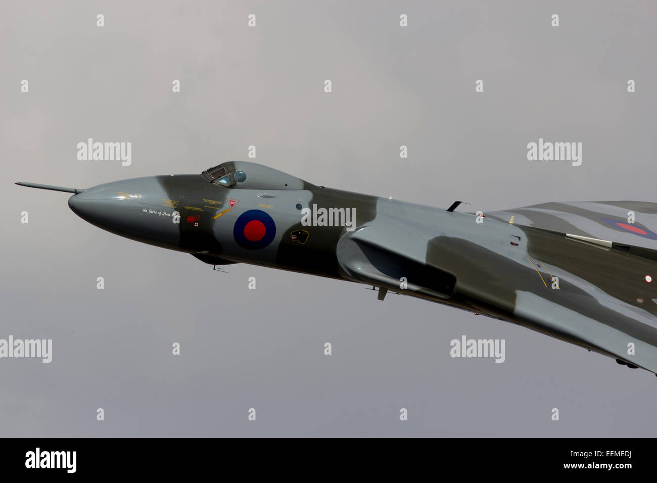 Photograph of Avro Vulcan XH588 performing Low flypast Stock Photo