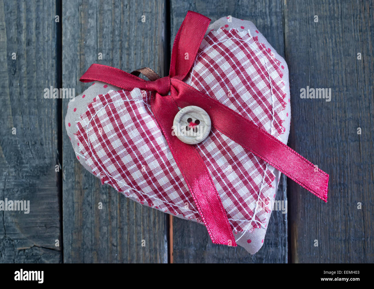 red heart on wooden background,background for Valentine's day Stock ...