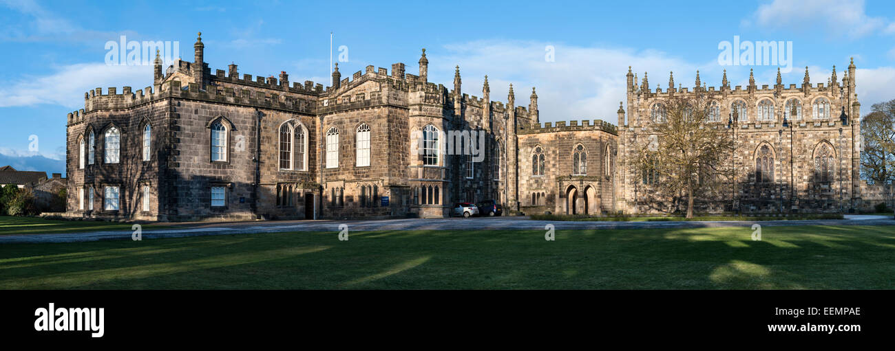 Auckland Castle (the Bishop's Palace or Auckland Palace), County Durham, UK. Recently the seat of the prince bishops of Durham Stock Photo