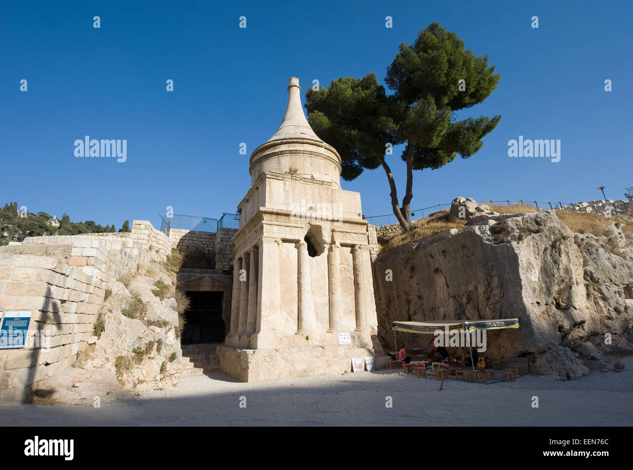 This is the tomb of Avshalom (Absalom), son of king David, on the foot of the  mount of olives in Jerusalem Stock Photo