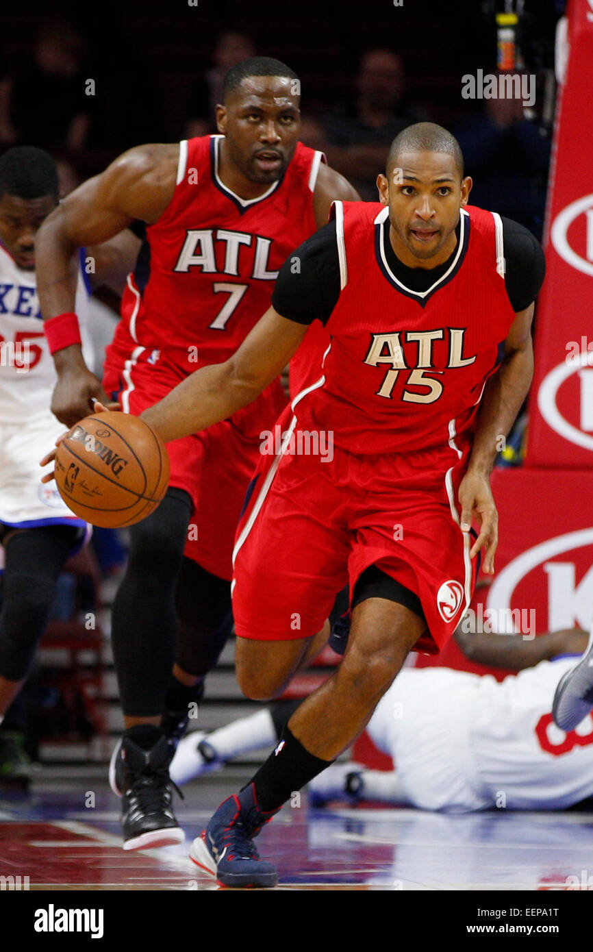 January 13, 2015 Atlanta Hawks center Al Horford (15) drives up the