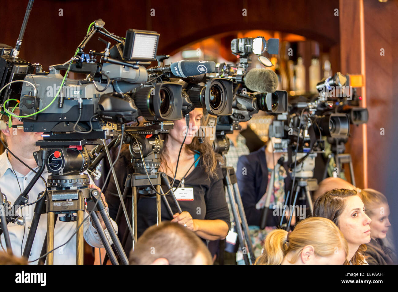 Media, TV cameras at a press conference Stock Photo Alamy
