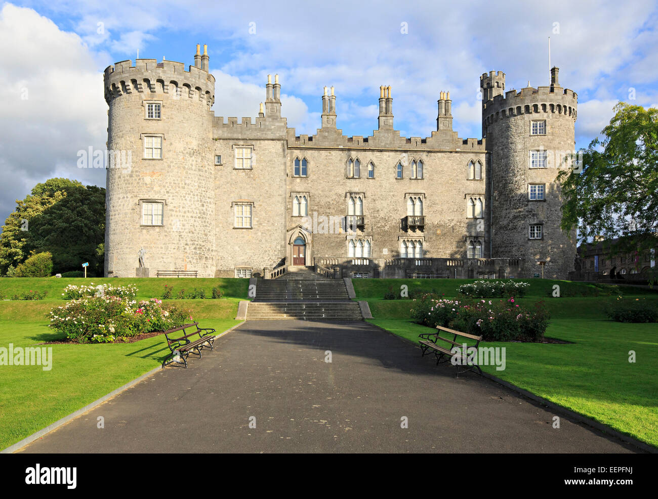 Kilkenny castle hi-res stock photography and images - Alamy