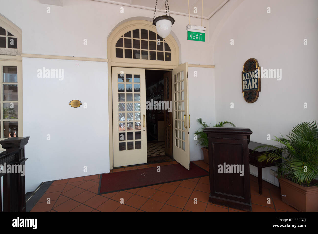 The Long Bar of the Raffles Hotel, Singapore. Home of the Singapore Sling. Stock Photo