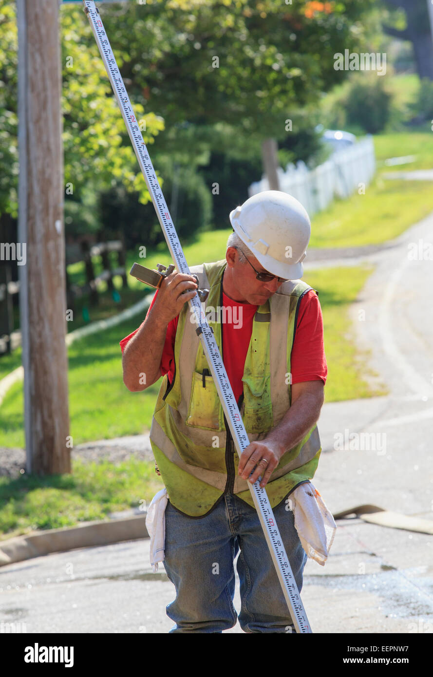 Supervisor worker hi-res stock photography and images - Alamy