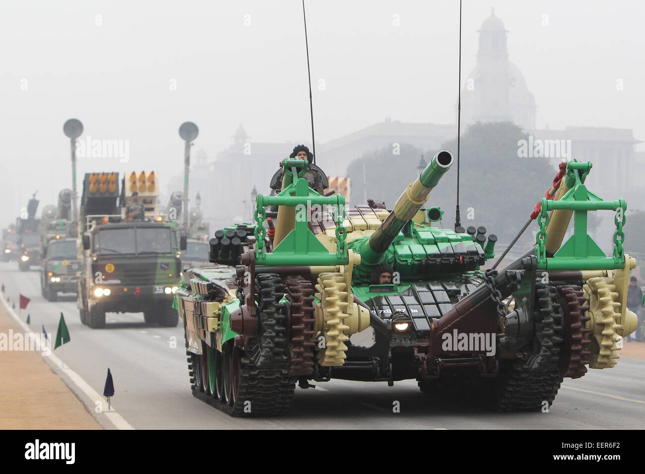 Page 2 T 72 High Resolution Stock Photography And Images Alamy