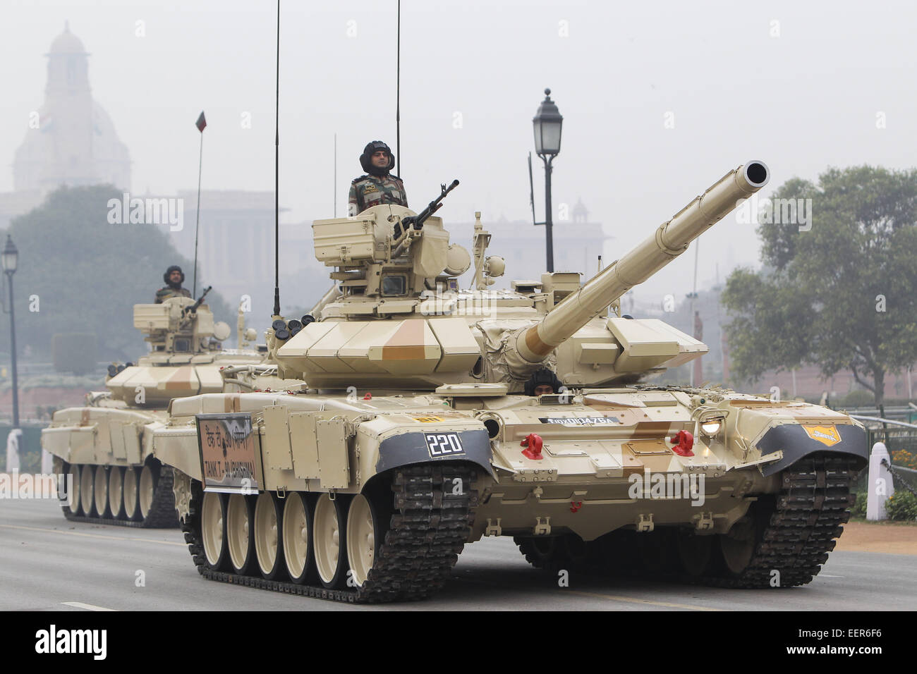 New Delhi, India. 21st Jan, 2015. India's T-90 tanks move during the rehearsal for the Republic Day parade on the Raj Path in New Delhi, India, Jan. 21, 2015. India is to celebrate its 66th Republic Day on Jan. 26 with a large military parade. Credit:  Zheng Huansong/Xinhua/Alamy Live News Stock Photo