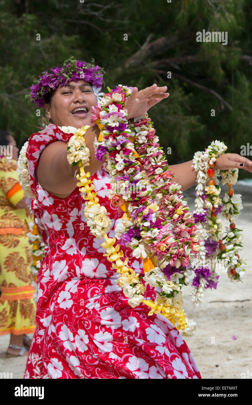 French Polynesia, Austral Islands, Raivavae. Polynesian welcome ceremony with colorful flower leis. Stock Photo