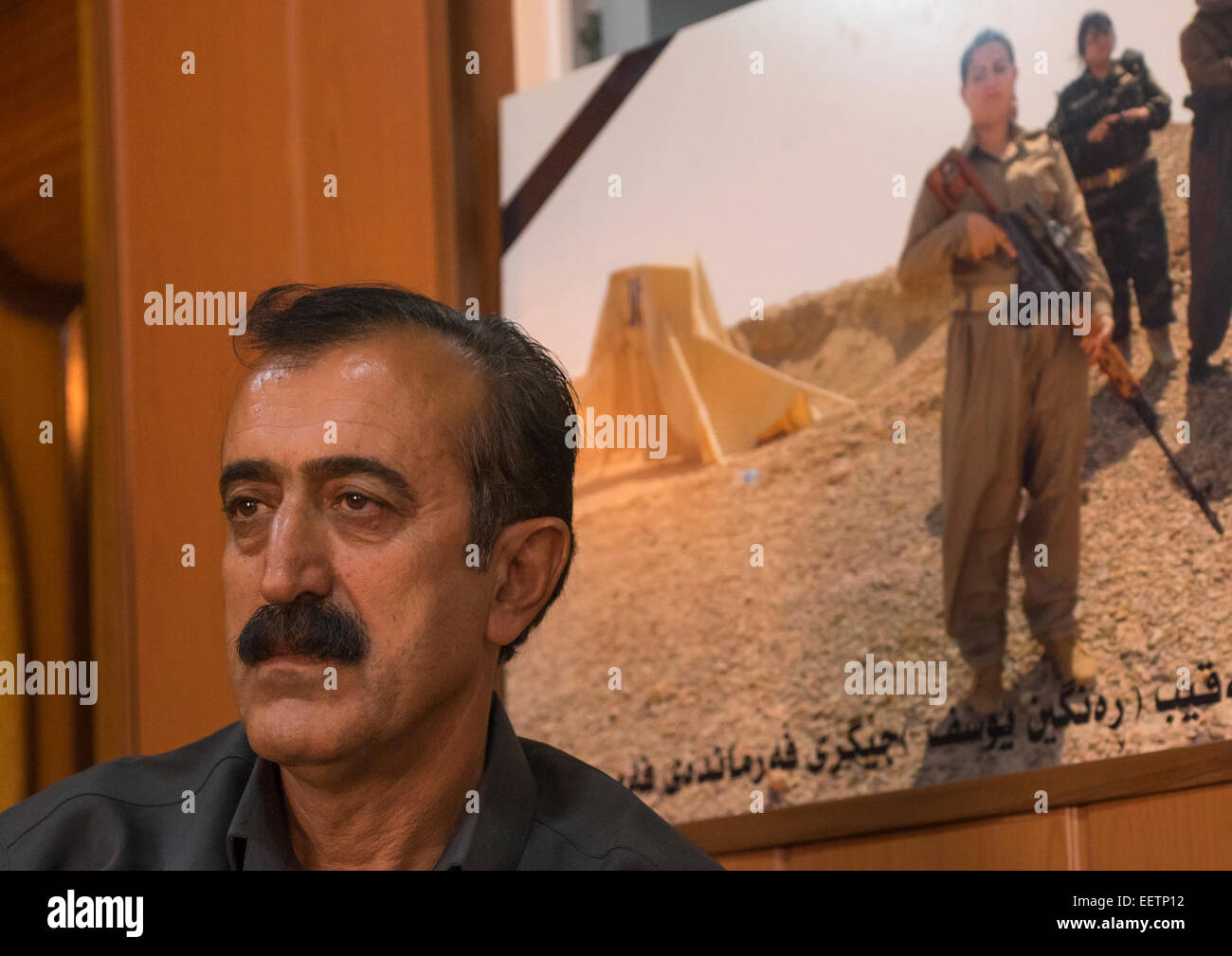 Yousuf Majid With A Picture Of His Dead Daughter, Peshmerga Captain Rangin Yousuf, Sulaymaniyah, Kurdistan, Iraq Stock Photo