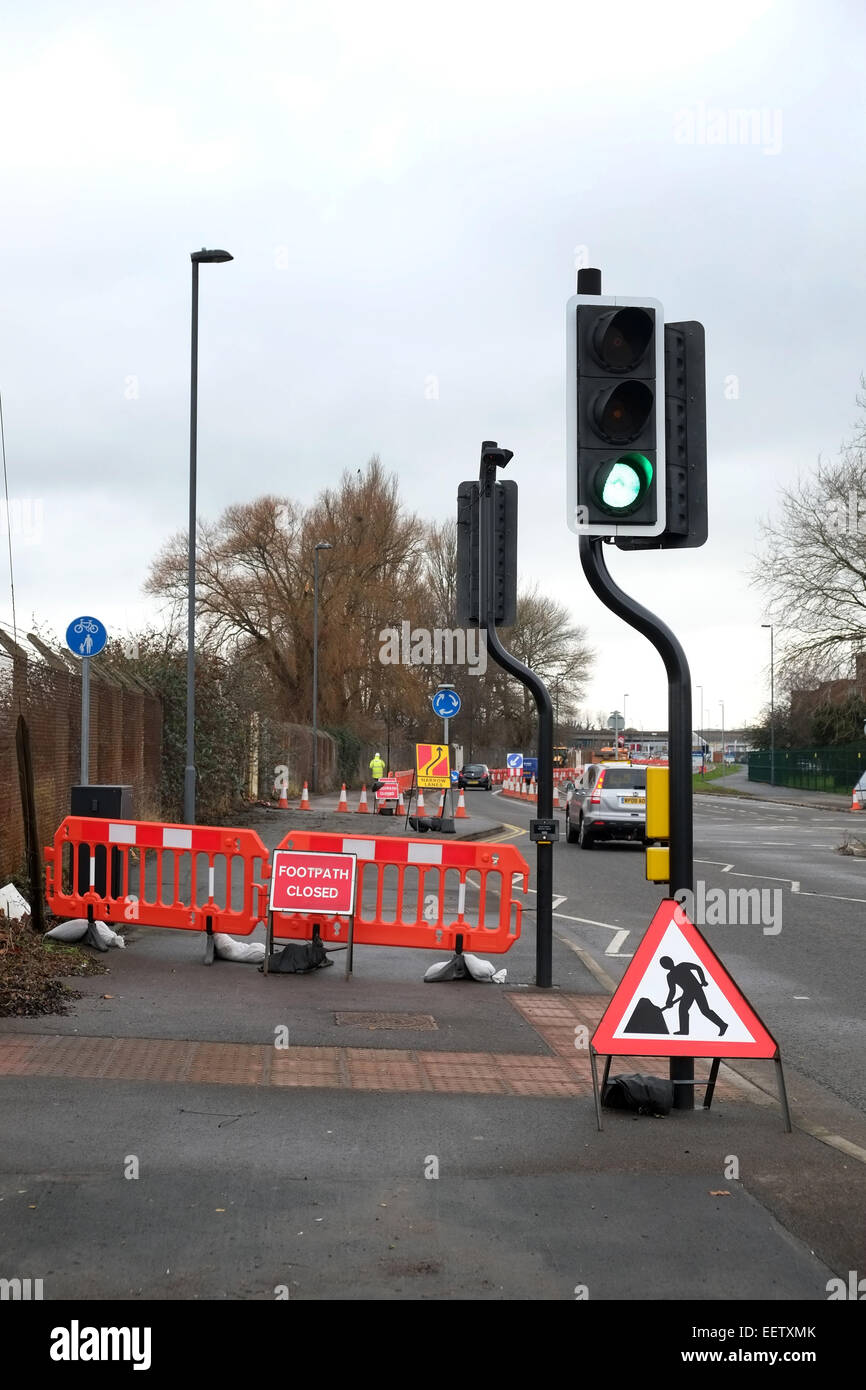 Road works traffic lights hi-res stock photography and images - Alamy