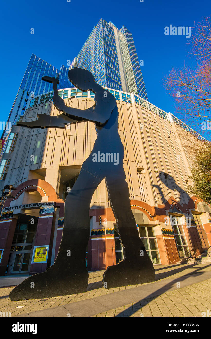 The Hammering Man is a sculpture designed by Jonathan Borofsk and is located in front of the Seattle Art Museum, Seattle, USA Stock Photo