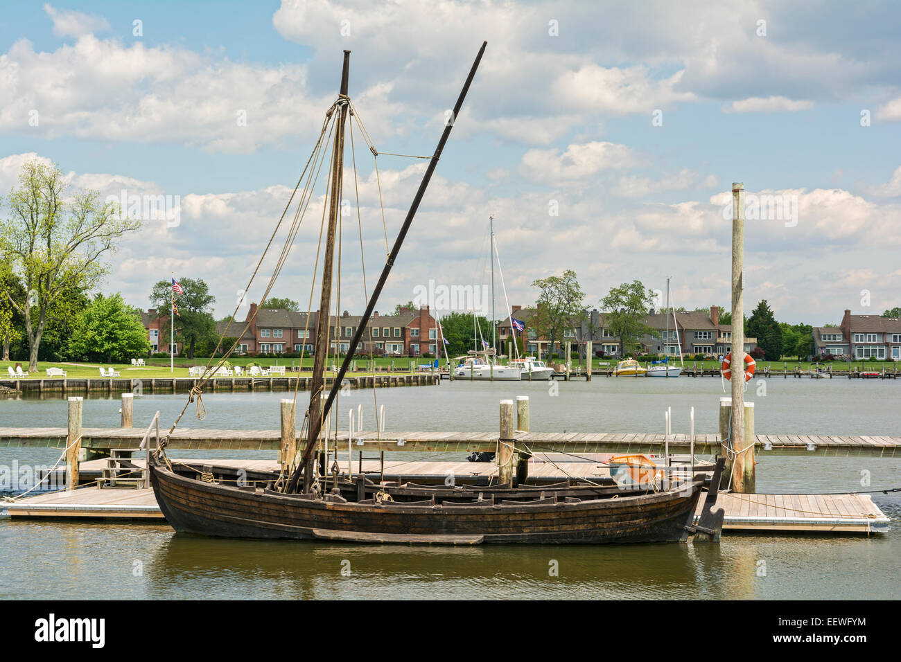 Maryland, Eastern Shore, St. Michaels, Chesapeake Bay Maritime Museum, historic small fishing boat Stock Photo