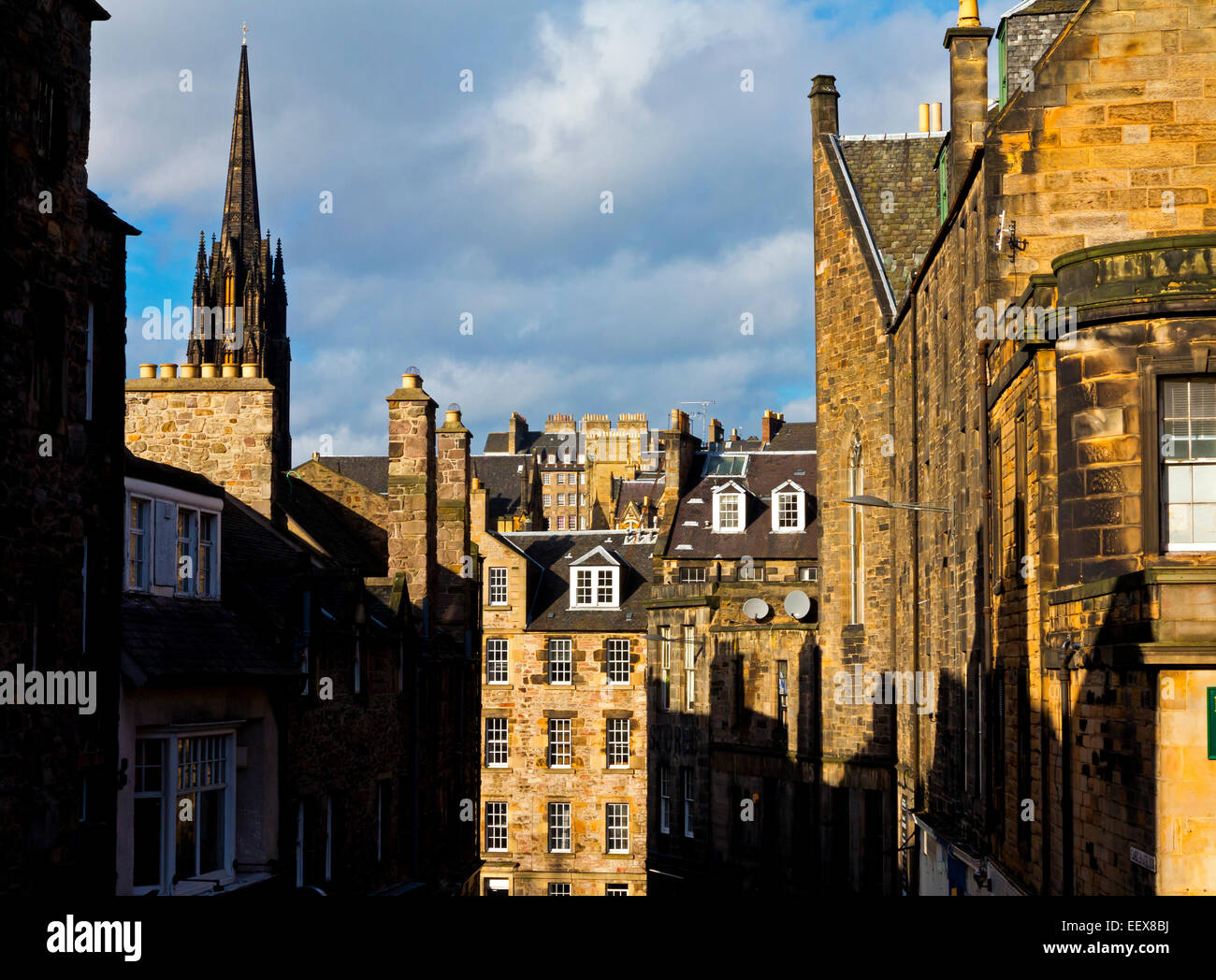 Traditional scottish stone buildings hi-res stock photography and ...
