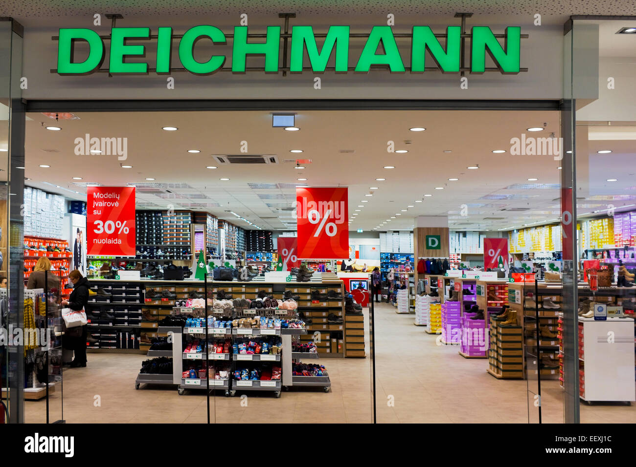 Deichmann shoes hi-res photography images - Alamy