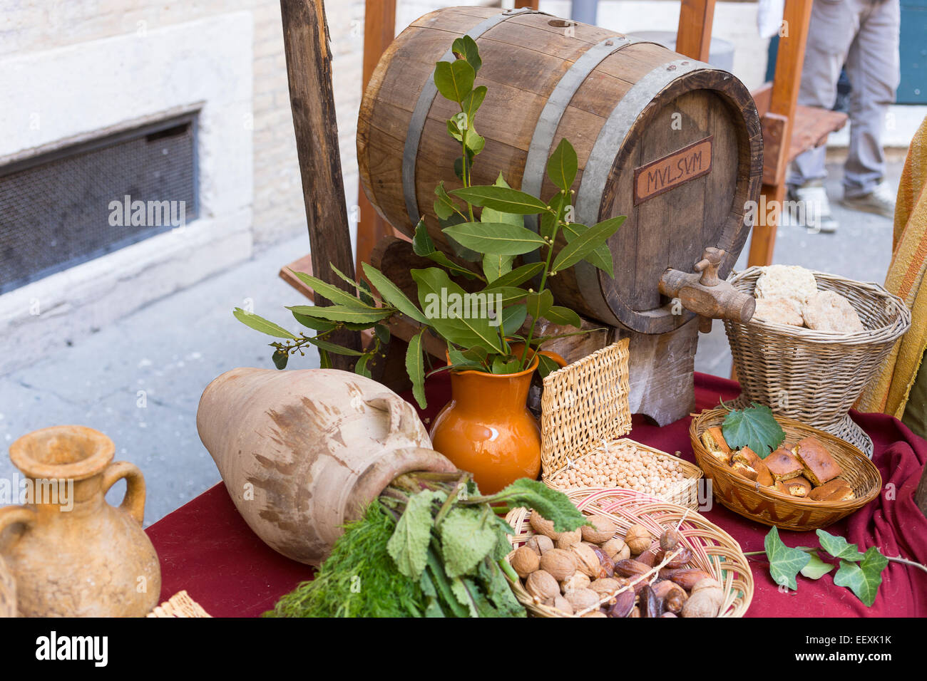ancient roman food reconstruction of a market Stock Photo