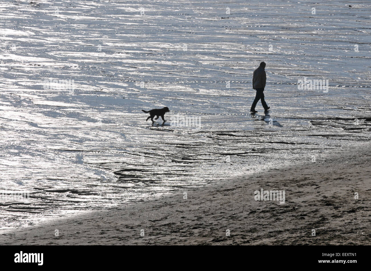 Man walks alone hi-res stock photography and images - Alamy