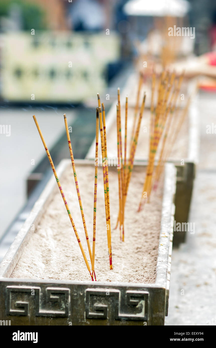 Incense sticks at Buddhist temple Stock Photo Alamy