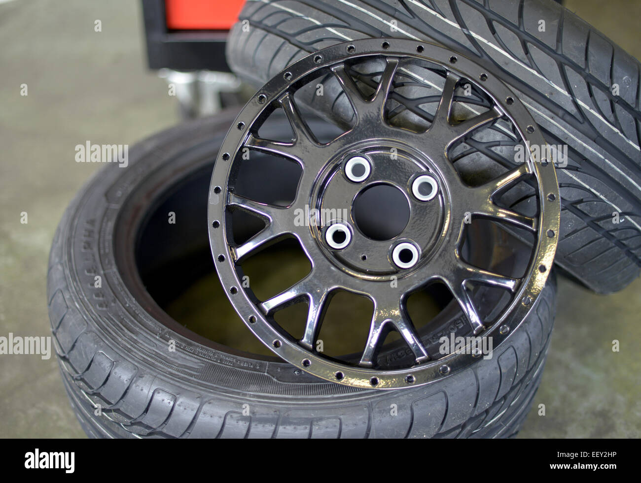 Alloy wheel rims hires stock photography and images Alamy