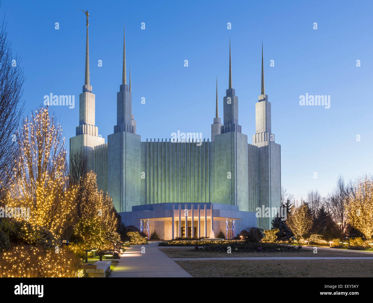 Washington DC Temple or Church of Jesus Christ of  Latter-day Saints in Kensington, Maryland, USA Stock Photo