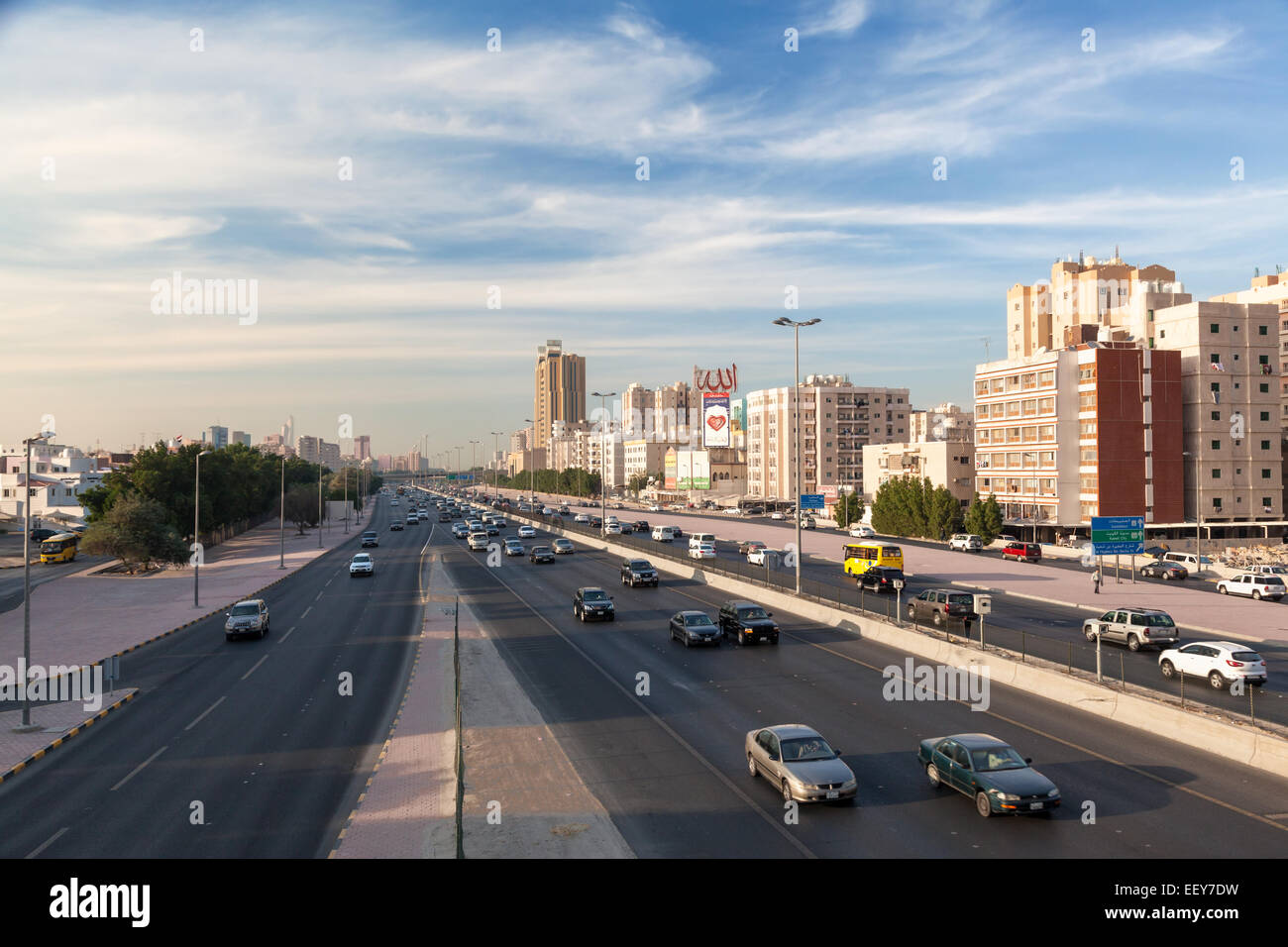 Traffic the city highway in Kuwait Stock Photo Alamy