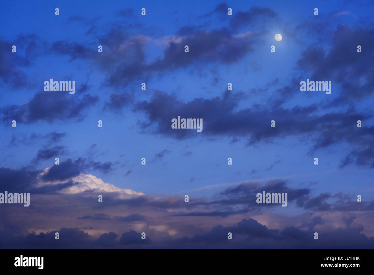 Moon night sky hi-res stock photography and images - Alamy