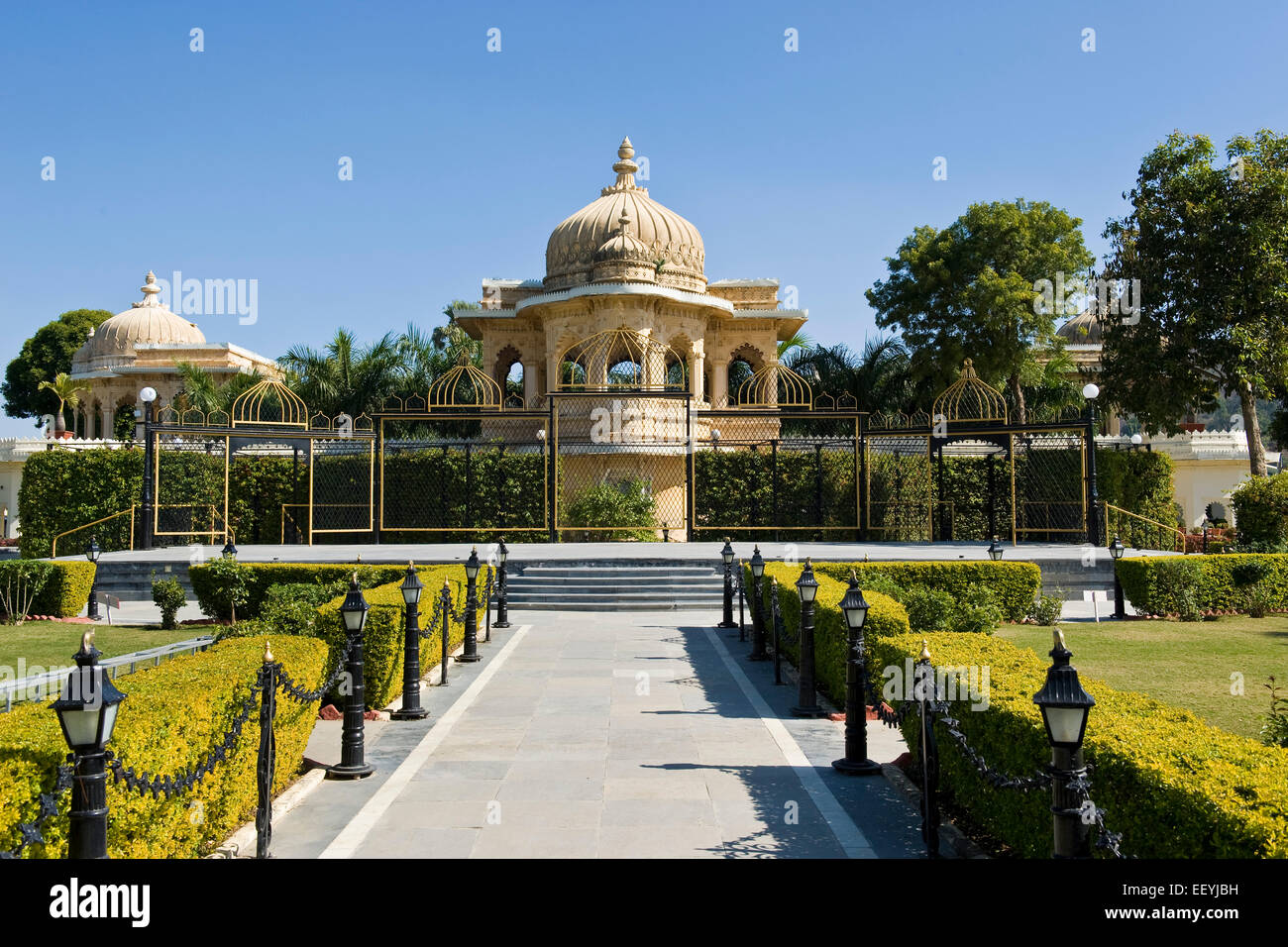 India, Rajasthan, Udaipur, Pichola lake, Jagmandir garden Stock Photo