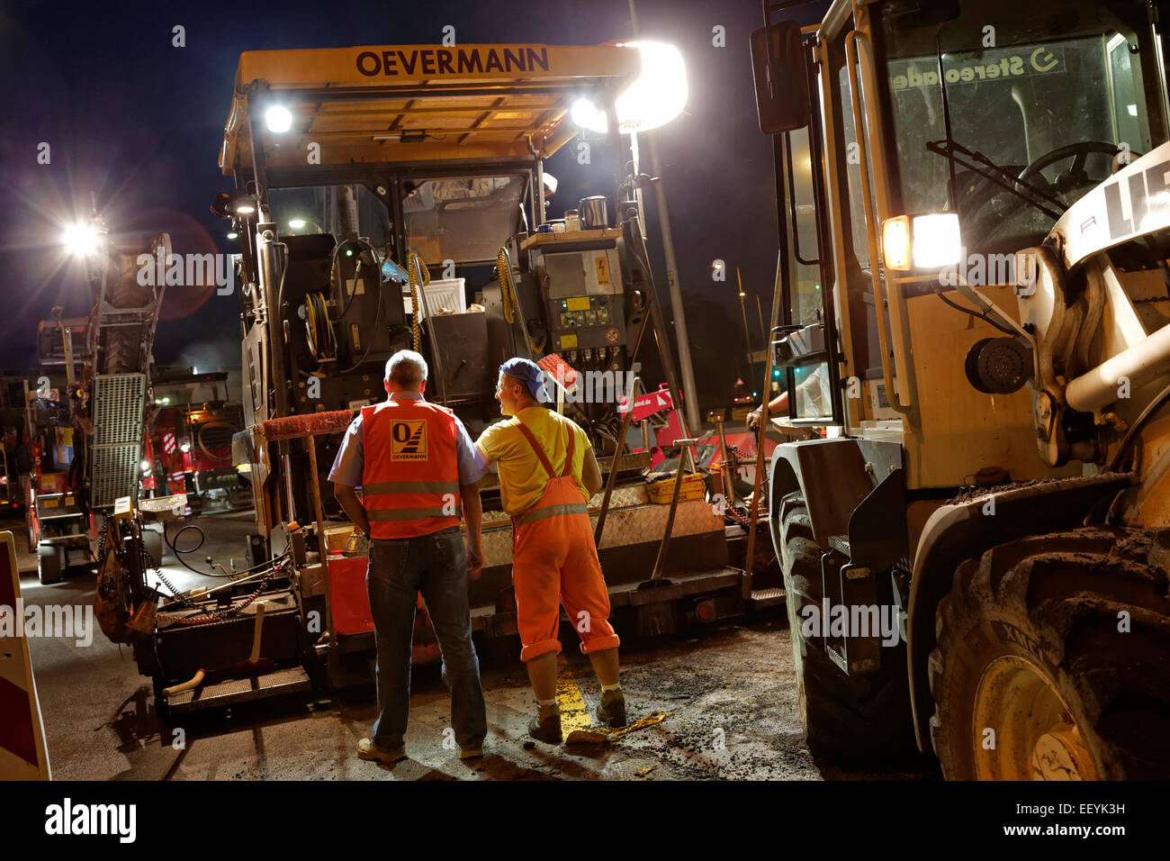 Highway construction site at night Stock Photo - Alamy