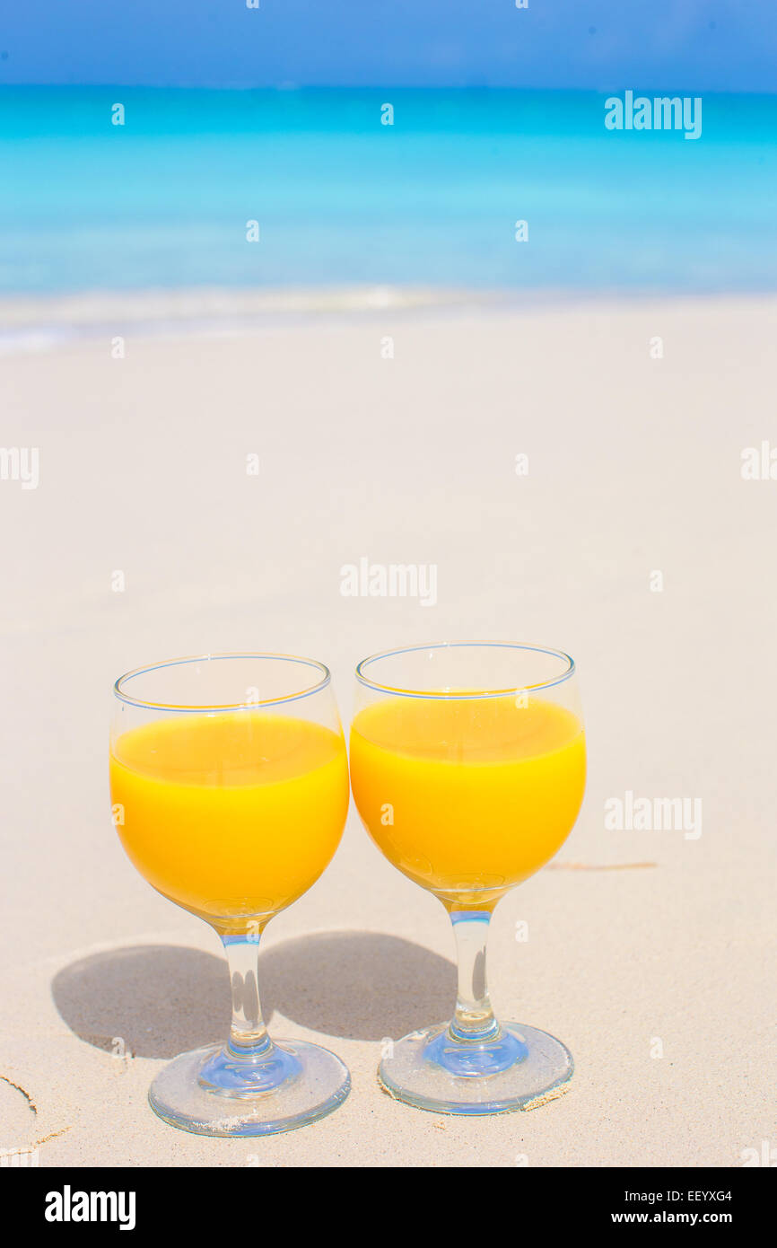 Clang glasses hi-res stock photography and images - Alamy