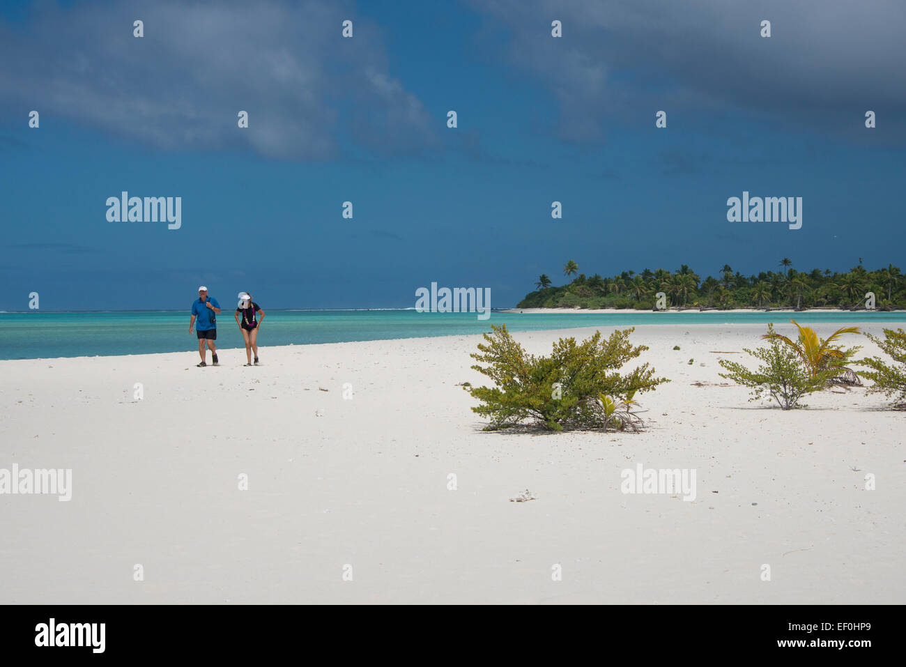 Cook Islands, Aitutaki, Honeymoon Island. Popular white sand motu