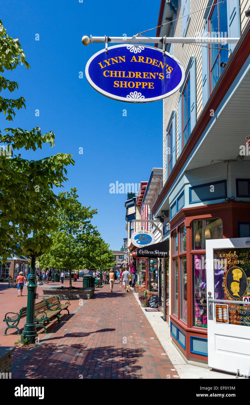 The pedestrian area of Washington Street in downtown Cape May, New Jersey, USA Stock Photo
