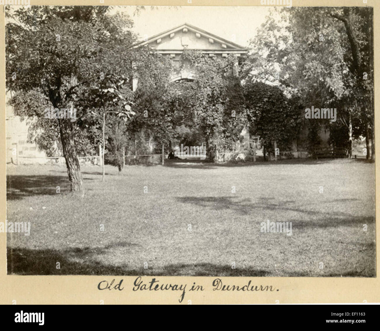 Old Gateway in Dundurn Stock Photo Alamy
