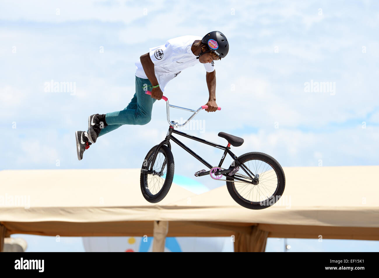 Professional track cyclist hi-res stock photography and images - Alamy