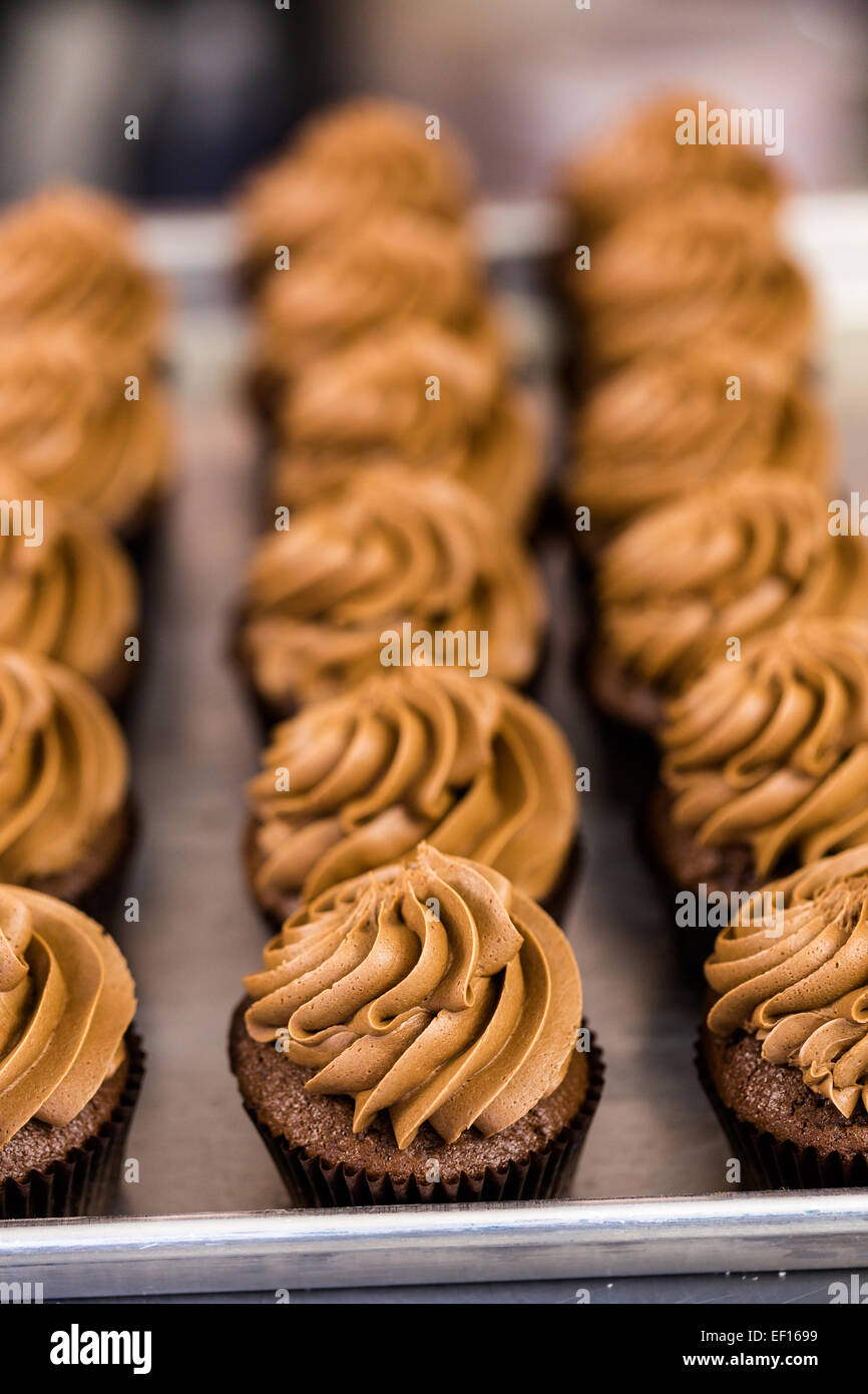 Cupcake store hi-res stock photography and images - Page 3 - Alamy