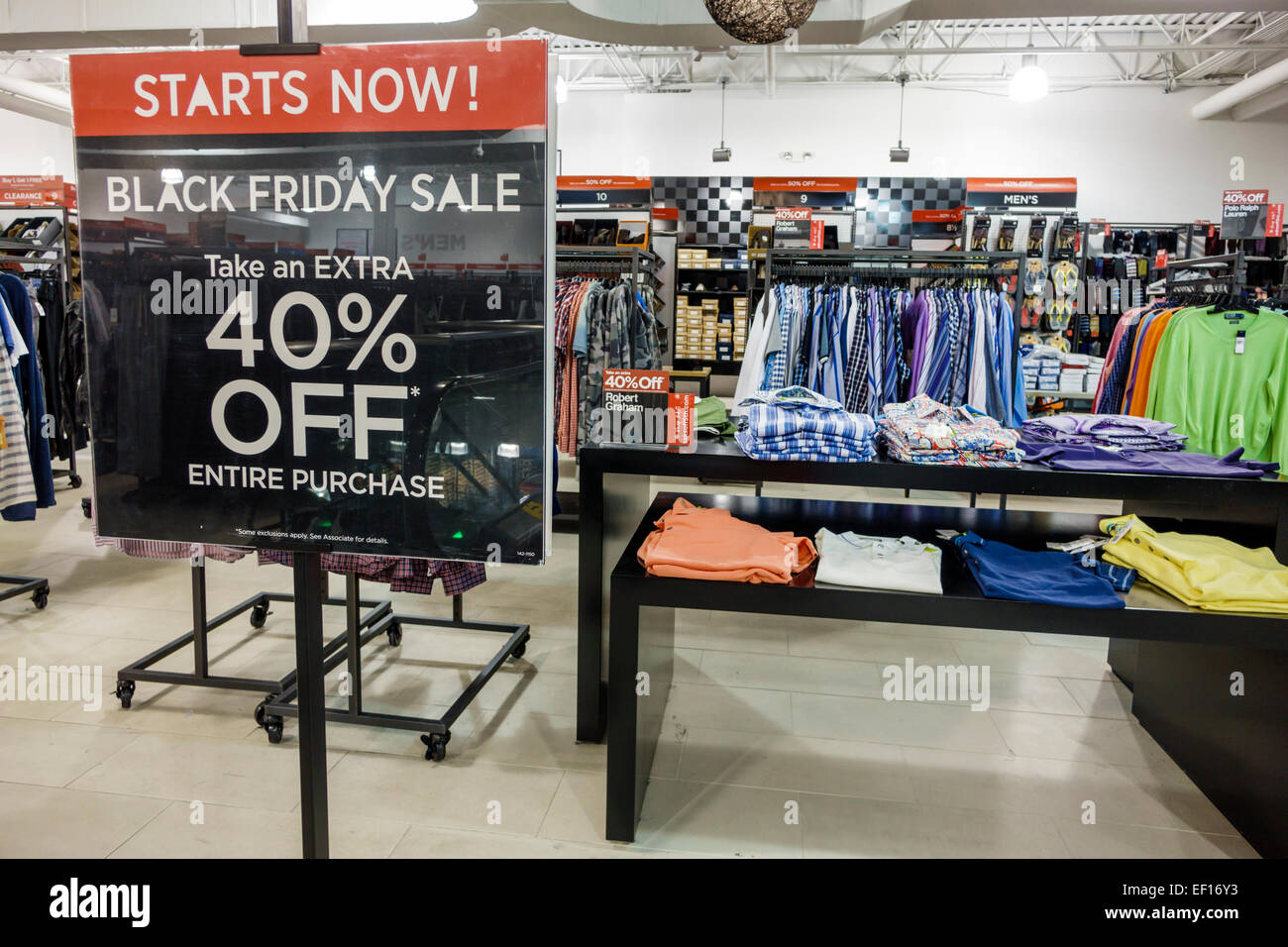 Orlando Florida Orlando International Premium Outlets shopping sale Stock Photo: 78088727 - Alamy