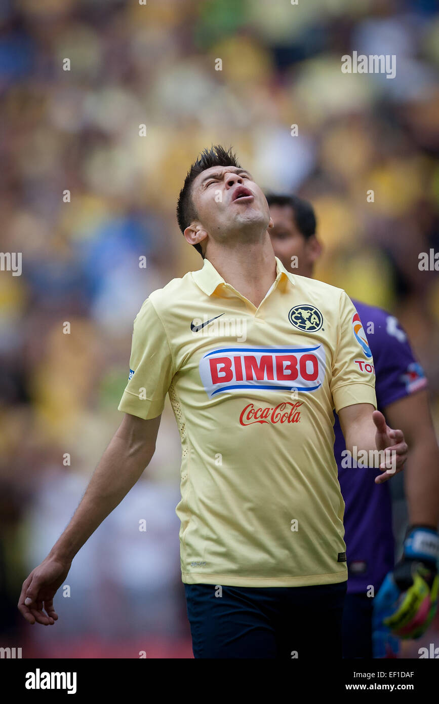 Mexico City. 24th Jan, 2015. America's Oribe Peralta reacts during the match against Puebla at the Closing Tournament 2015 of the MX League at the Azteca Stadium, in Mexico City Jan. 24, 2015. © Pedro Mera/Xinhua/Alamy Live News Stock Photo