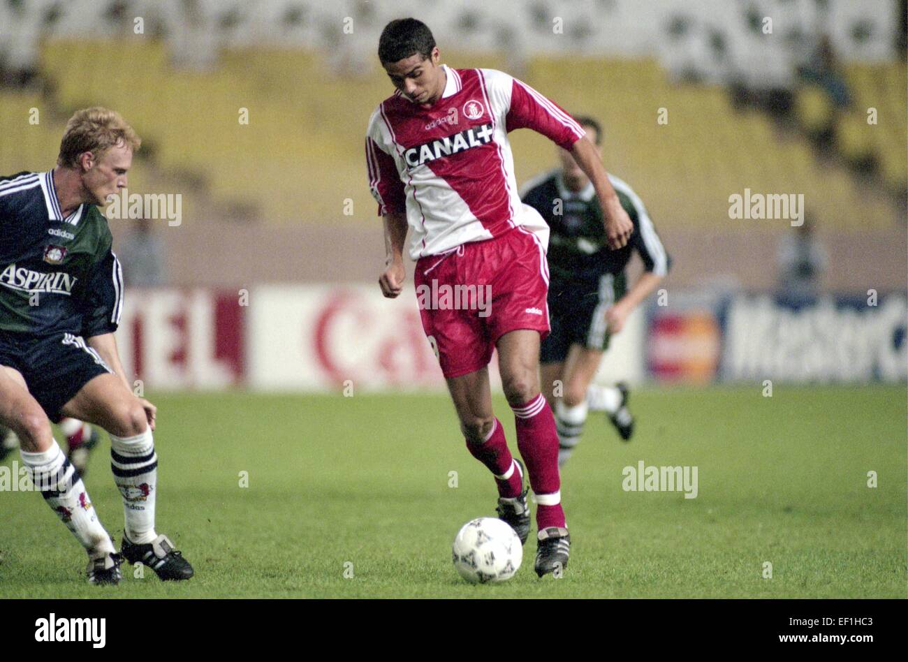 David Trezeguet - 01.10.1997 - Monaco/Leverkusen - Ligue des Champions.Photo : Eric Renard/Icon Sport Stock Photo