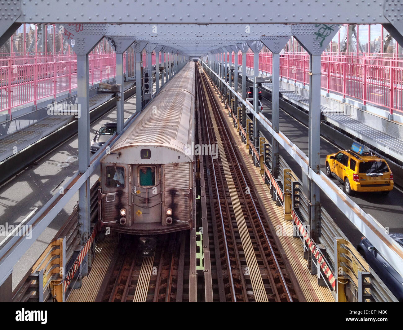 Subway train on the brooklyn bridge in manhattan hires stock