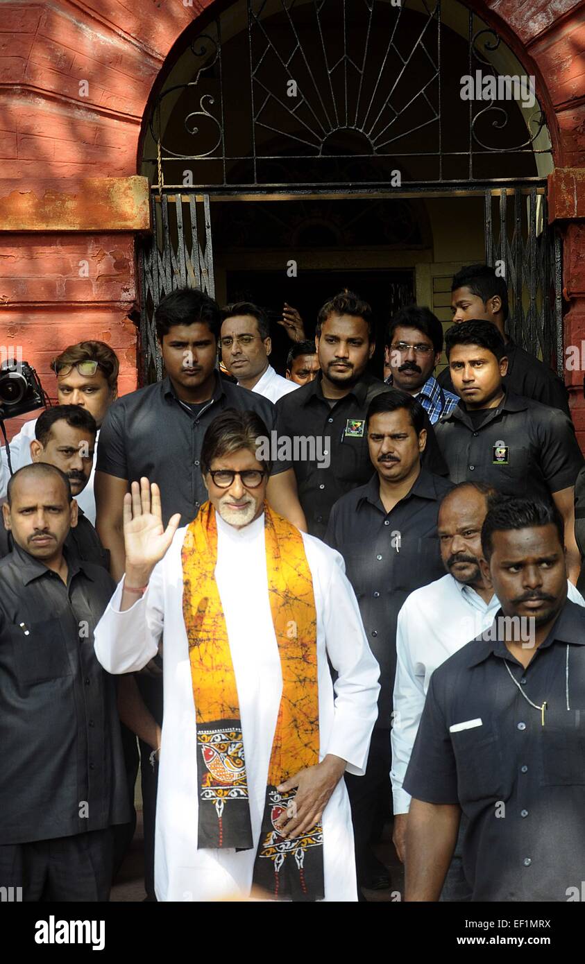 India Bollywood Actor Amitabh Bachchan during his movie "PIKU" shooting at Jorasanko Thakurbari