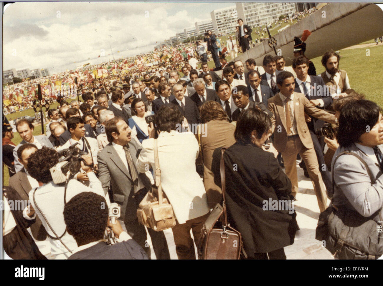 This image captures the presidential inauguration of José Sarney as ...
