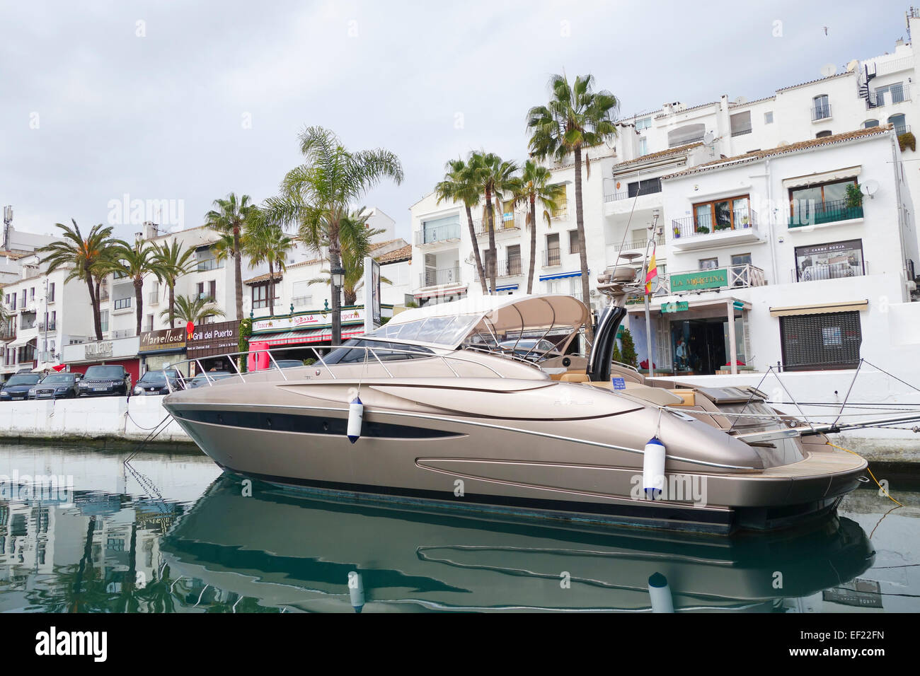 Puerto Banus marina with luxury yachts, Marbella, Spain Stock Photo - Alamy