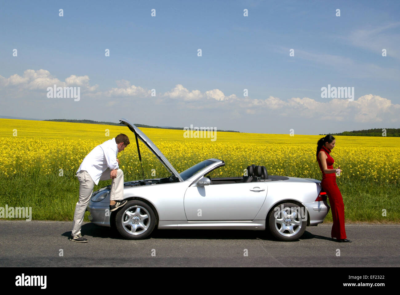 Autopanne High Resolution Stock Photography and Images - Alamy