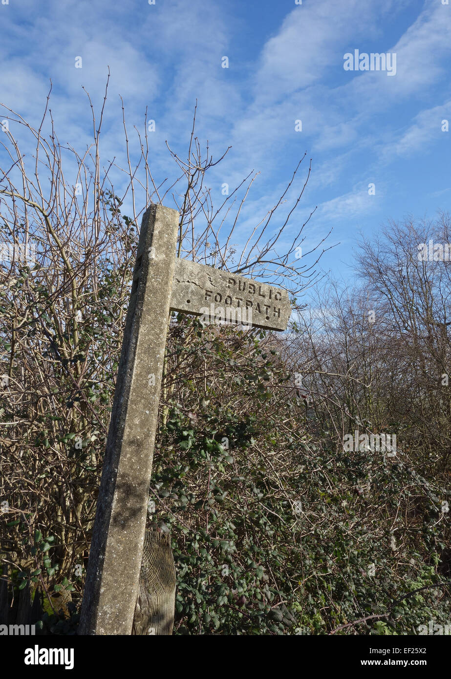 Concrete footpath sign hi-res stock photography and images - Alamy