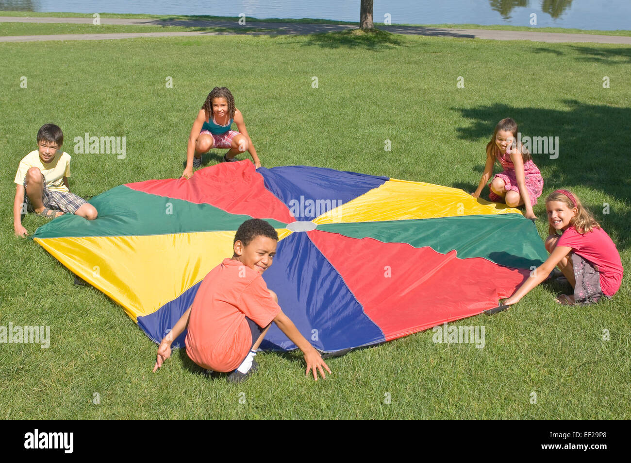 Parachute game hires stock photography and images Alamy