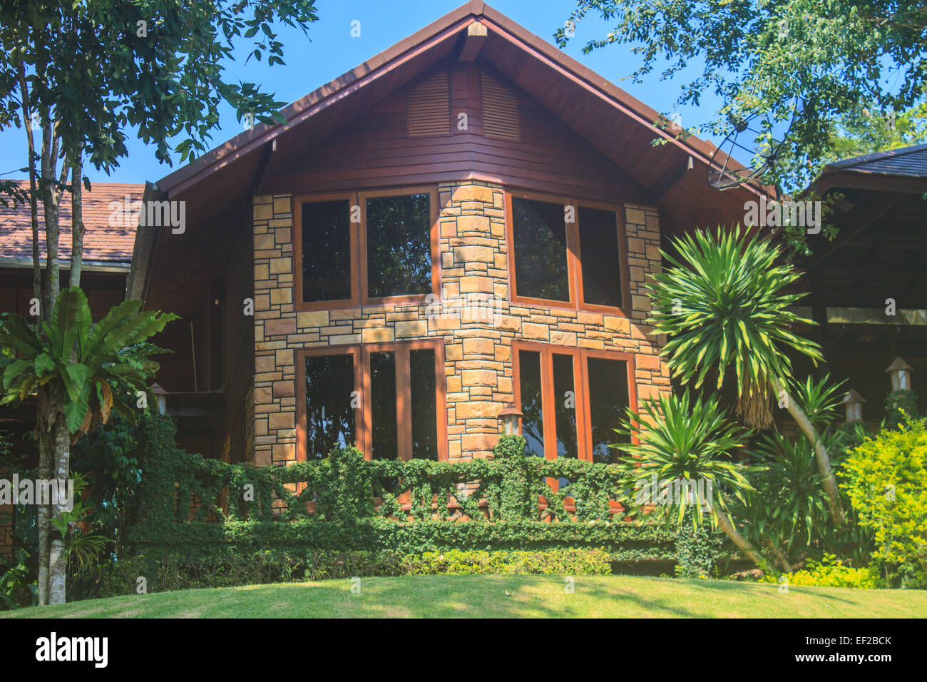 wooden house and garden architecture design, Thailand Stock Photo Alamy