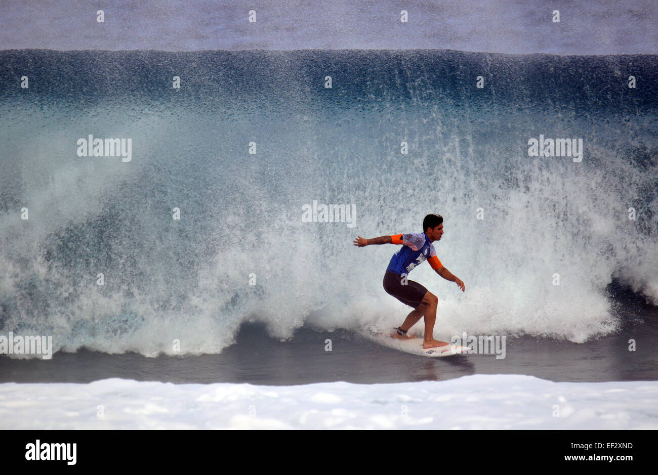 Brazilian pro-surfer, Gabriel Medina, exits a tube at the 2014 Pipemasters, Banzai Pipeline, Ehukai Beach Park, North Shore Oahu Stock Photo